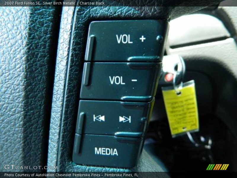 Silver Birch Metallic / Charcoal Black 2007 Ford Fusion SE