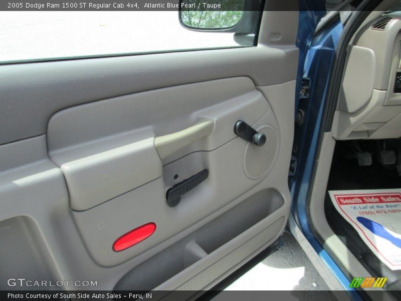 Atlantic Blue Pearl / Taupe 2005 Dodge Ram 1500 ST Regular Cab 4x4