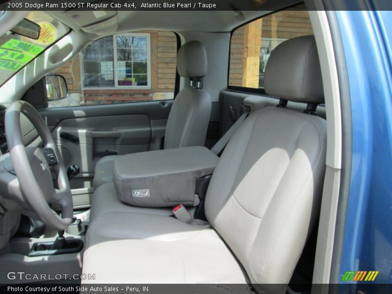  2005 Ram 1500 ST Regular Cab 4x4 Taupe Interior