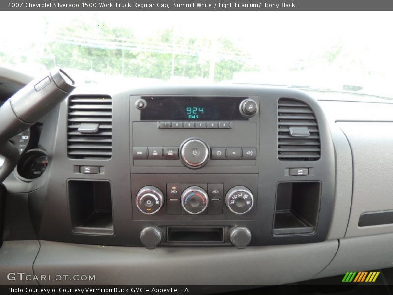 Summit White / Light Titanium/Ebony Black 2007 Chevrolet Silverado 1500 Work Truck Regular Cab