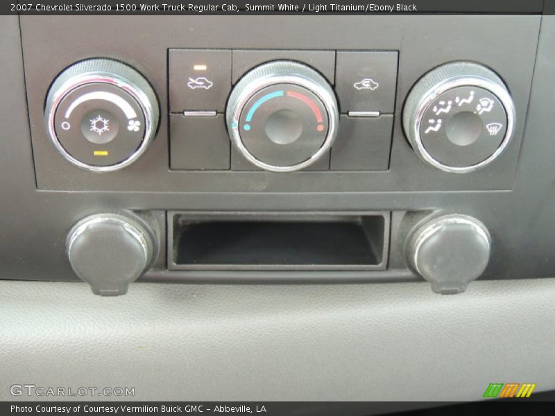 Summit White / Light Titanium/Ebony Black 2007 Chevrolet Silverado 1500 Work Truck Regular Cab