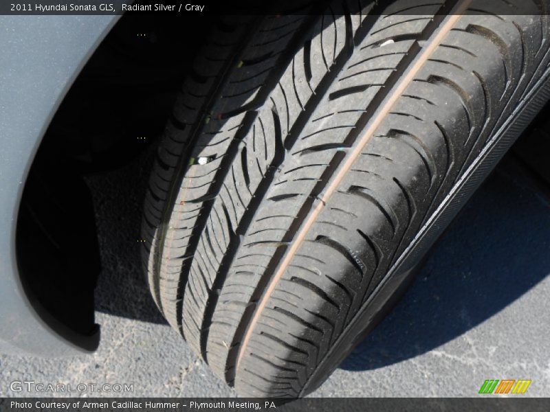 Radiant Silver / Gray 2011 Hyundai Sonata GLS