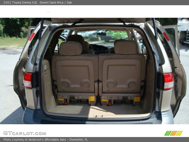 Desert Sand Mica / Oak 2001 Toyota Sienna XLE