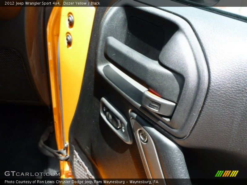 Dozer Yellow / Black 2012 Jeep Wrangler Sport 4x4