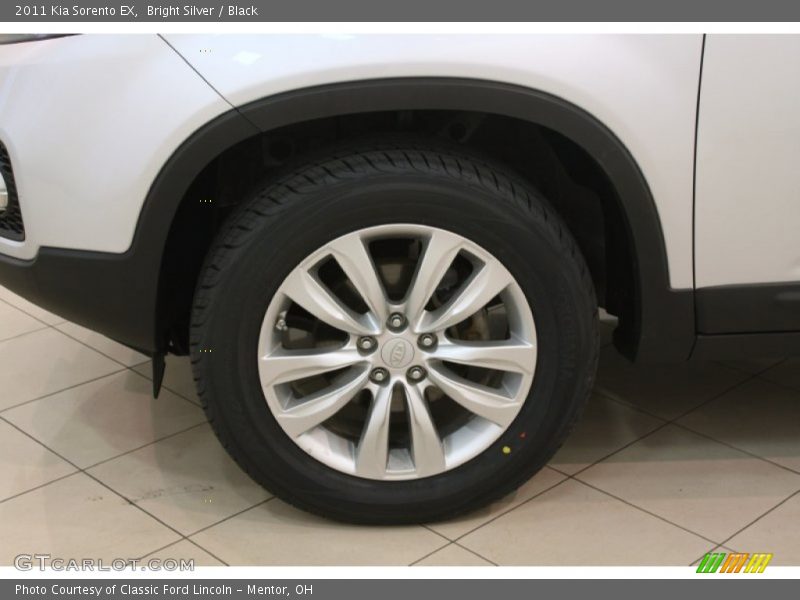 Bright Silver / Black 2011 Kia Sorento EX