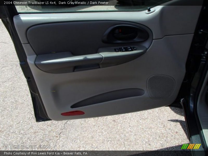Dark Gray Metallic / Dark Pewter 2004 Chevrolet TrailBlazer LS 4x4
