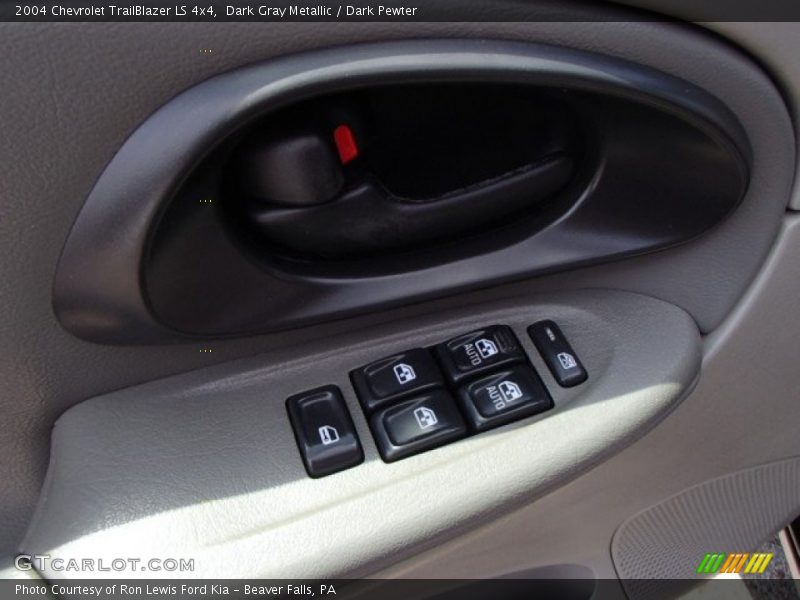 Dark Gray Metallic / Dark Pewter 2004 Chevrolet TrailBlazer LS 4x4
