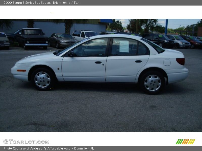 Bright White / Tan 2000 Saturn S Series SL1 Sedan