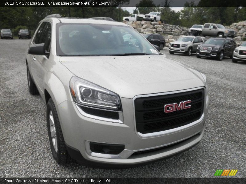 Champagne Silver Metallic / Ebony 2013 GMC Acadia SLE