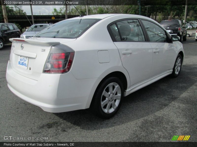 Aspen White / Charcoal 2010 Nissan Sentra 2.0 SR