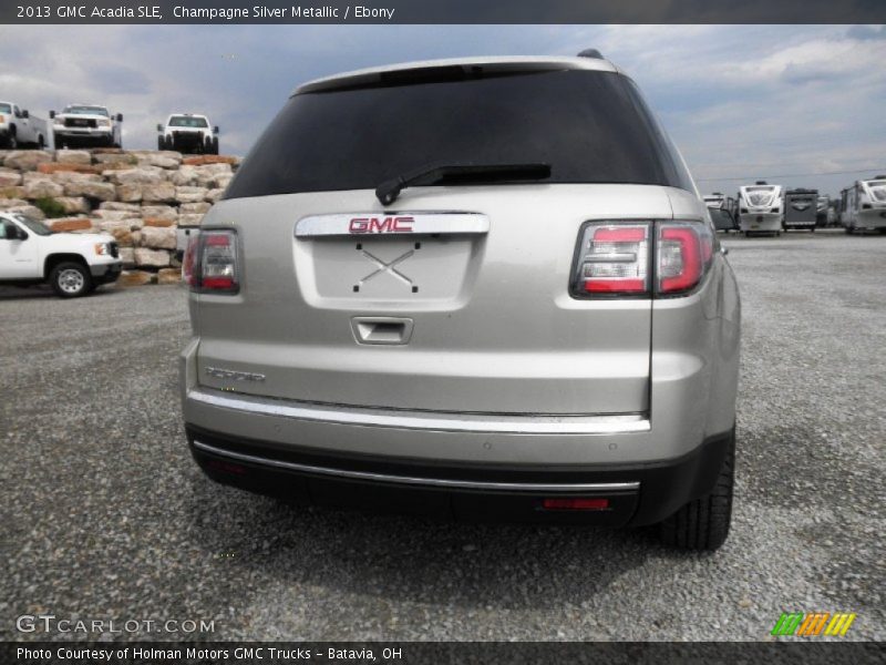 Champagne Silver Metallic / Ebony 2013 GMC Acadia SLE