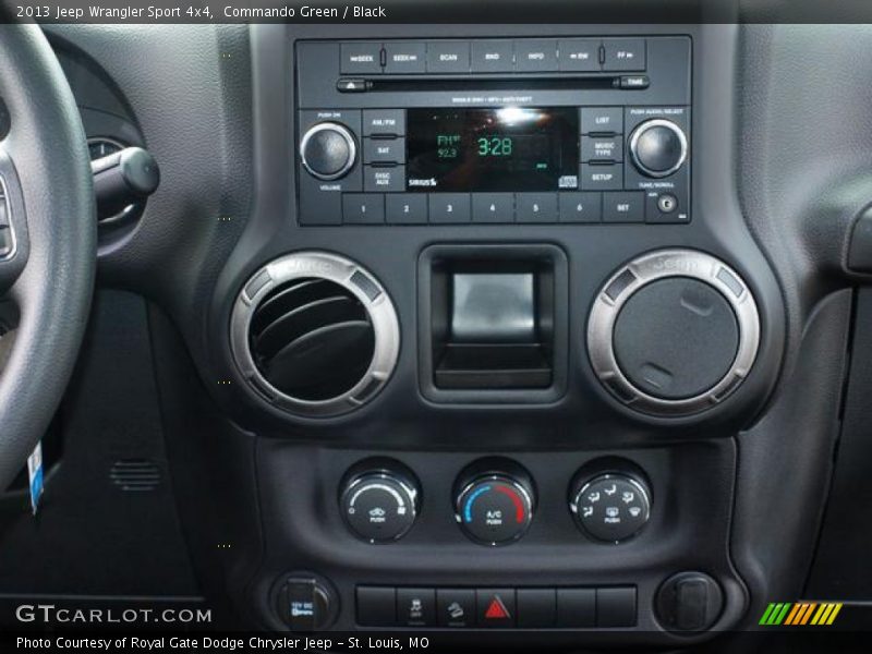 Commando Green / Black 2013 Jeep Wrangler Sport 4x4