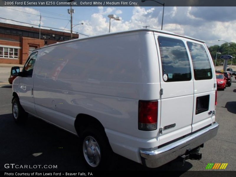 Oxford White / Medium Flint Grey 2006 Ford E Series Van E250 Commercial
