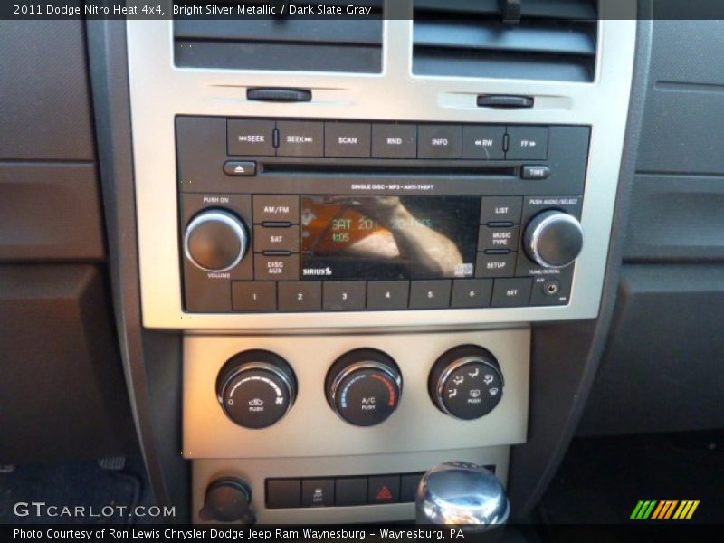 Bright Silver Metallic / Dark Slate Gray 2011 Dodge Nitro Heat 4x4