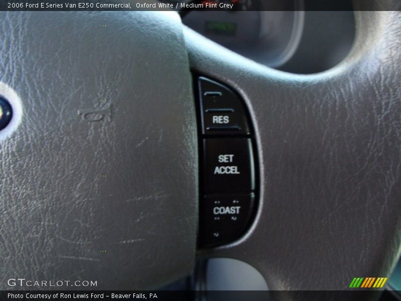 Oxford White / Medium Flint Grey 2006 Ford E Series Van E250 Commercial