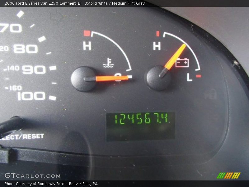 Oxford White / Medium Flint Grey 2006 Ford E Series Van E250 Commercial