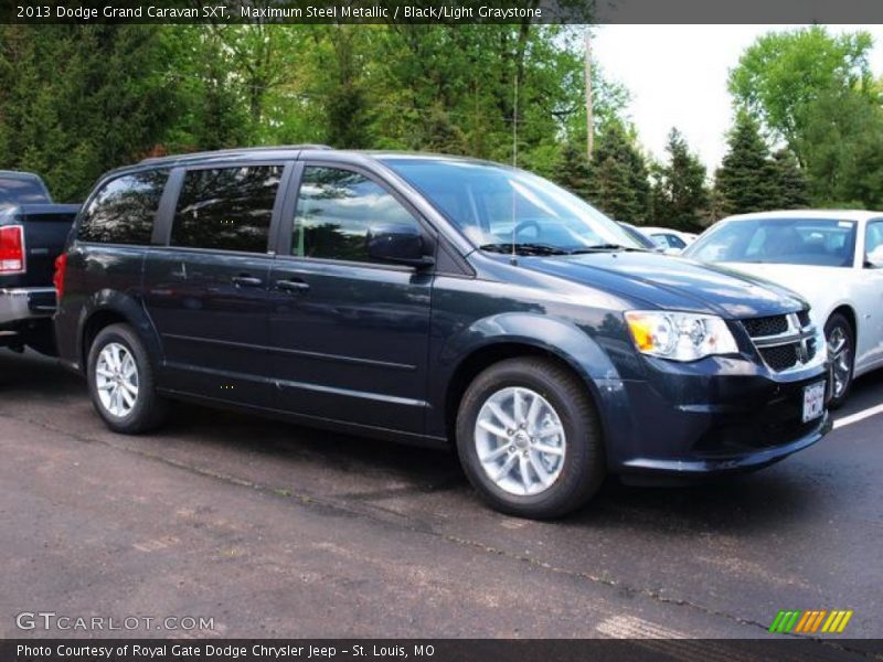Maximum Steel Metallic / Black/Light Graystone 2013 Dodge Grand Caravan SXT