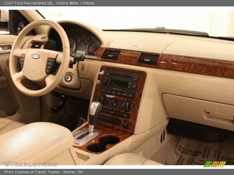 Oxford White / Pebble 2007 Ford Five Hundred SEL