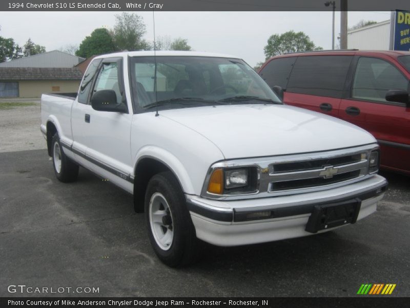 White / Gray 1994 Chevrolet S10 LS Extended Cab