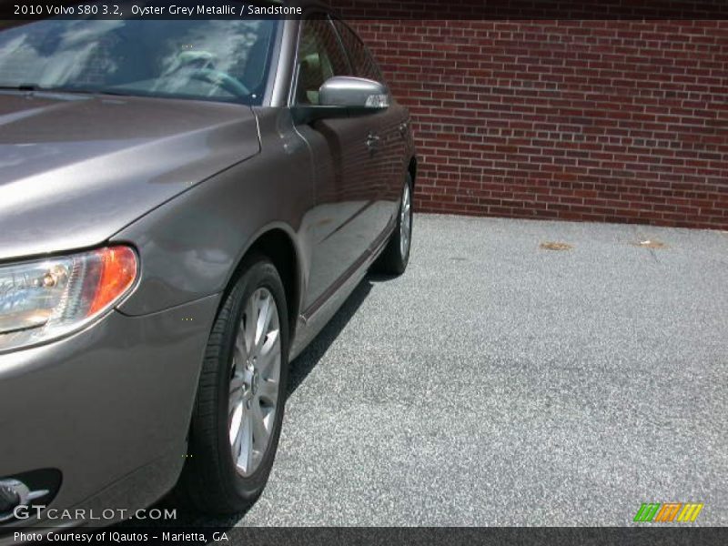 Oyster Grey Metallic / Sandstone 2010 Volvo S80 3.2