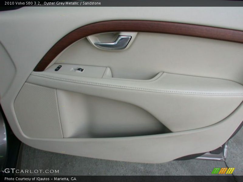 Oyster Grey Metallic / Sandstone 2010 Volvo S80 3.2