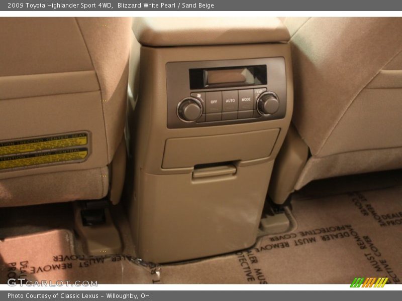Blizzard White Pearl / Sand Beige 2009 Toyota Highlander Sport 4WD