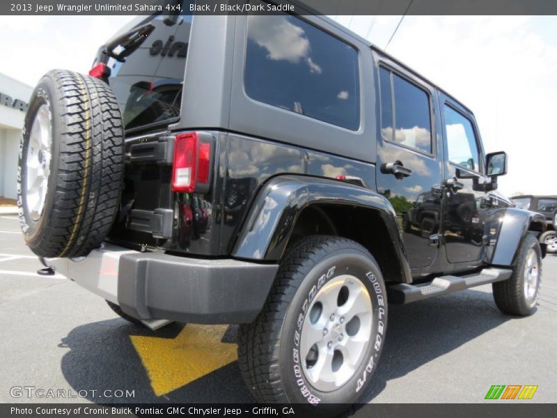 Black / Black/Dark Saddle 2013 Jeep Wrangler Unlimited Sahara 4x4