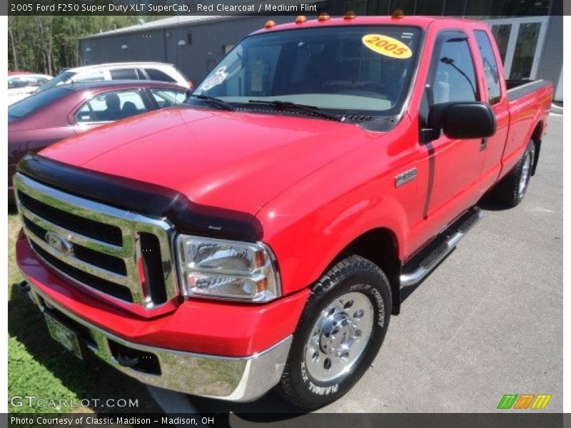 Red Clearcoat / Medium Flint 2005 Ford F250 Super Duty XLT SuperCab