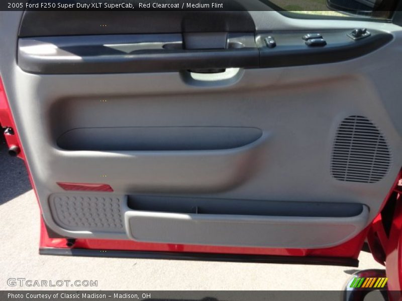 Red Clearcoat / Medium Flint 2005 Ford F250 Super Duty XLT SuperCab