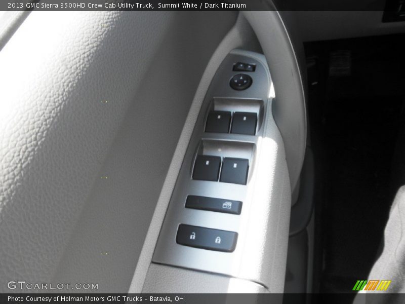 Summit White / Dark Titanium 2013 GMC Sierra 3500HD Crew Cab Utility Truck