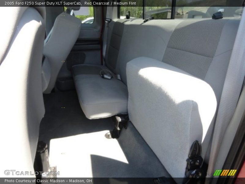 Red Clearcoat / Medium Flint 2005 Ford F250 Super Duty XLT SuperCab