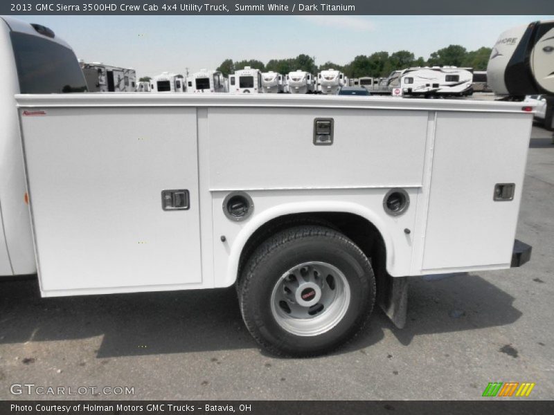 Summit White / Dark Titanium 2013 GMC Sierra 3500HD Crew Cab 4x4 Utility Truck