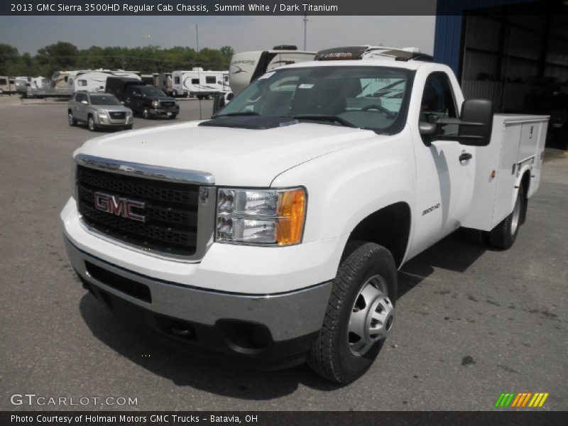 Summit White / Dark Titanium 2013 GMC Sierra 3500HD Regular Cab Chassis