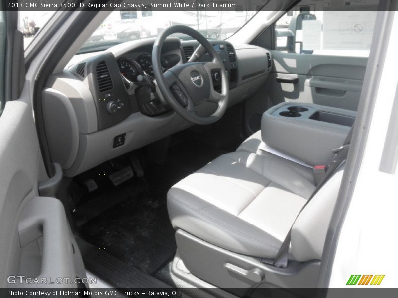 Summit White / Dark Titanium 2013 GMC Sierra 3500HD Regular Cab Chassis