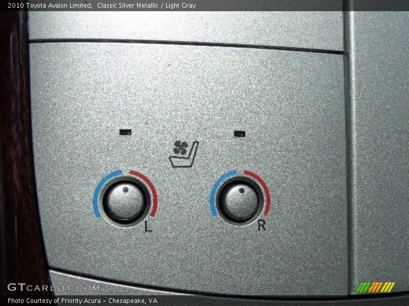Classic Silver Metallic / Light Gray 2010 Toyota Avalon Limited
