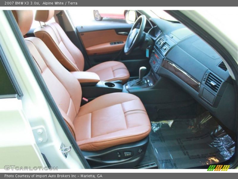 Alpine White / Terra 2007 BMW X3 3.0si