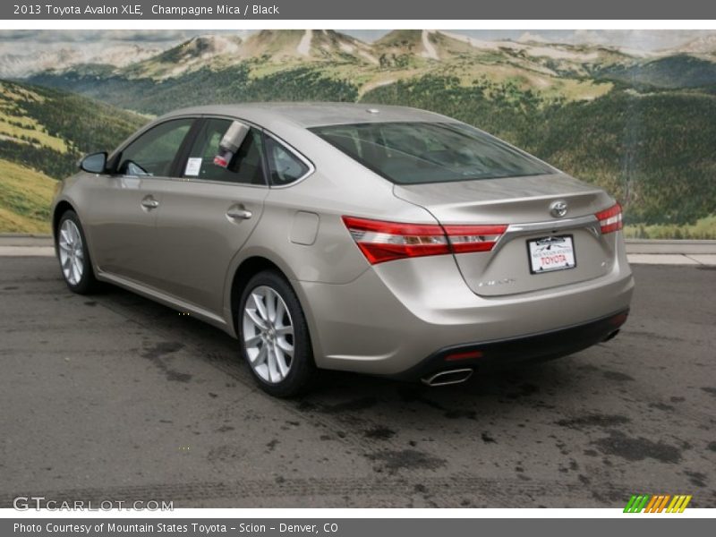 Champagne Mica / Black 2013 Toyota Avalon XLE