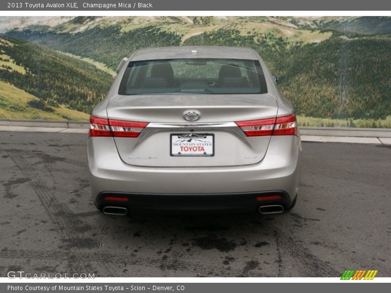 Champagne Mica / Black 2013 Toyota Avalon XLE