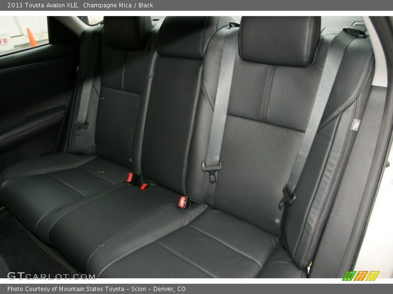 Champagne Mica / Black 2013 Toyota Avalon XLE