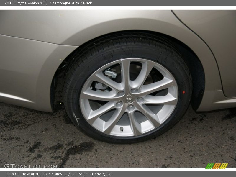  2013 Avalon XLE Wheel