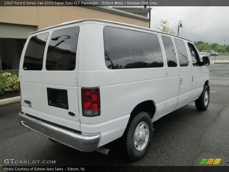 Oxford White / Medium Flint Grey 2007 Ford E Series Van E350 Super Duty XLT Passenger