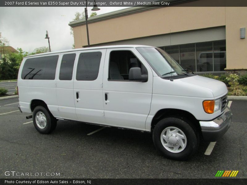 Oxford White / Medium Flint Grey 2007 Ford E Series Van E350 Super Duty XLT Passenger