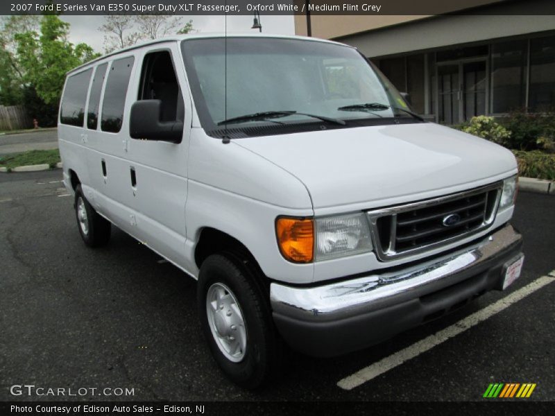 Front 3/4 View of 2007 E Series Van E350 Super Duty XLT Passenger