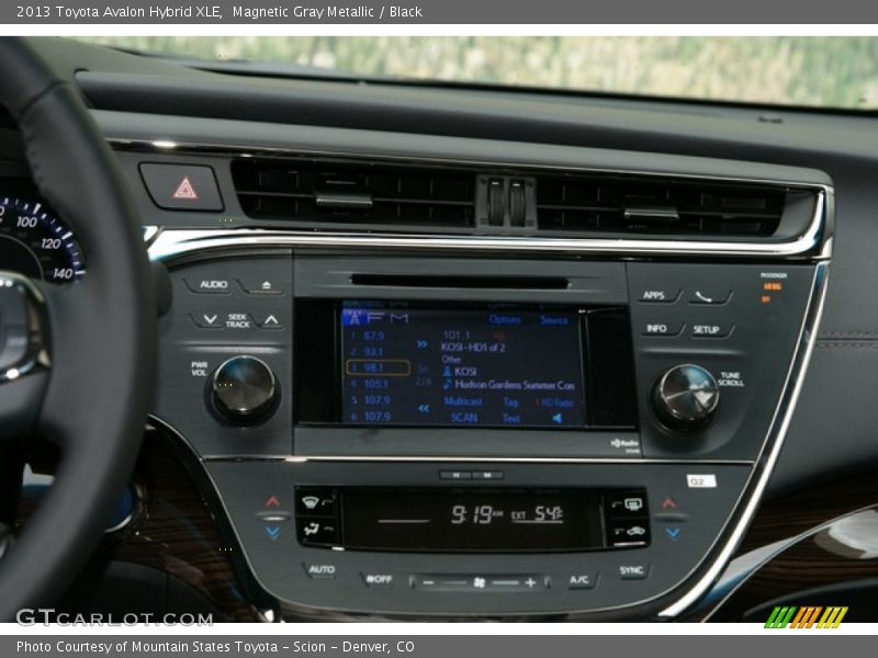 Magnetic Gray Metallic / Black 2013 Toyota Avalon Hybrid XLE