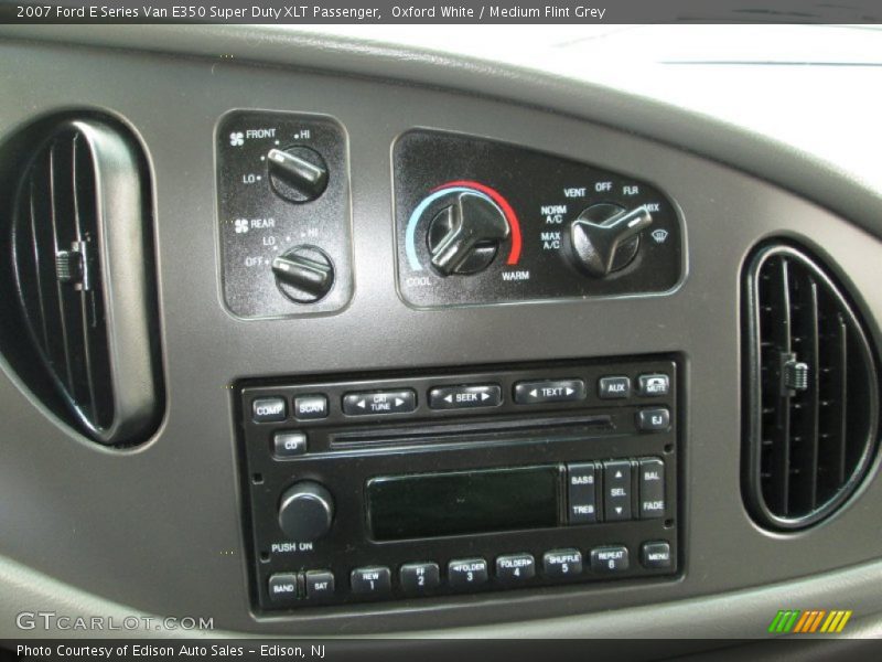 Controls of 2007 E Series Van E350 Super Duty XLT Passenger