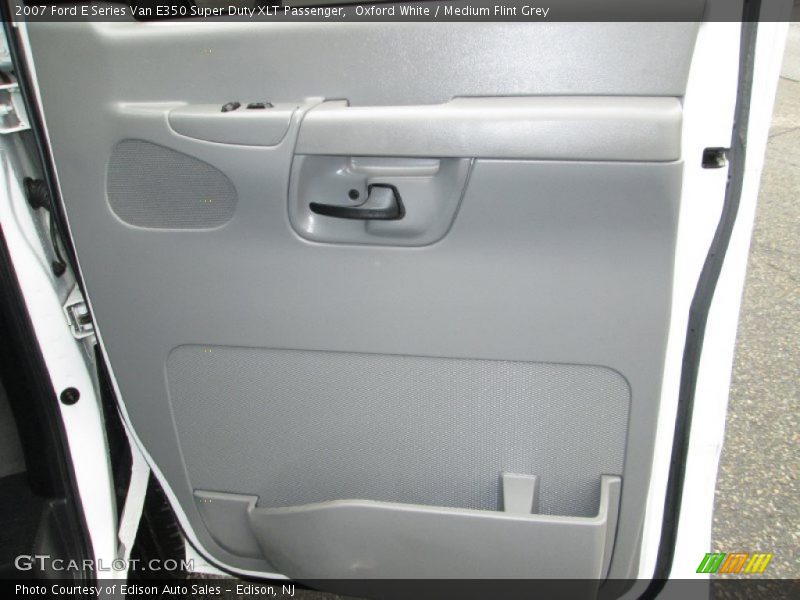 Oxford White / Medium Flint Grey 2007 Ford E Series Van E350 Super Duty XLT Passenger