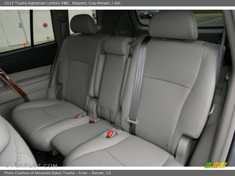 Magnetic Gray Metallic / Ash 2013 Toyota Highlander Limited 4WD