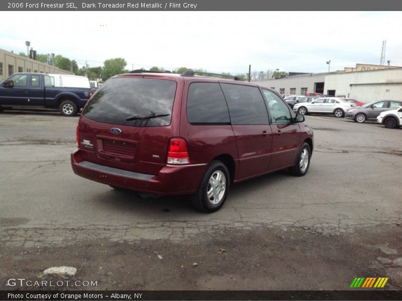 Dark Toreador Red Metallic / Flint Grey 2006 Ford Freestar SEL