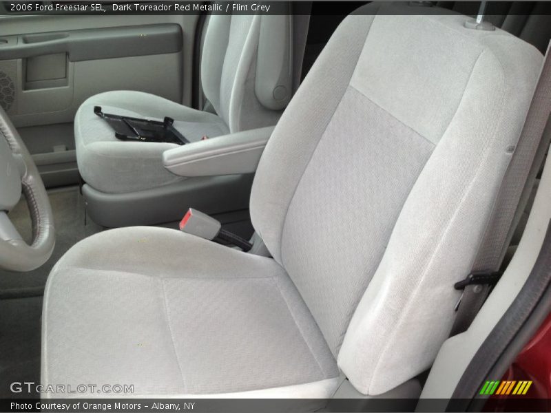 Front Seat of 2006 Freestar SEL