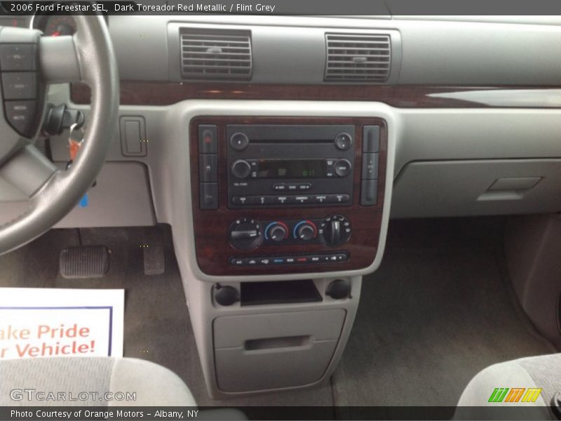 Controls of 2006 Freestar SEL